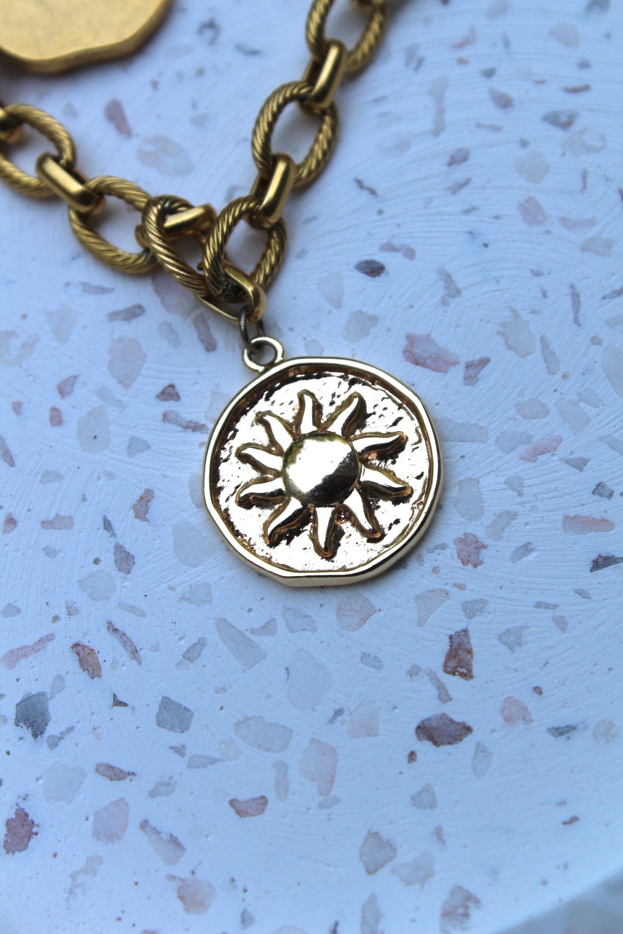 CHARMS DORÉ