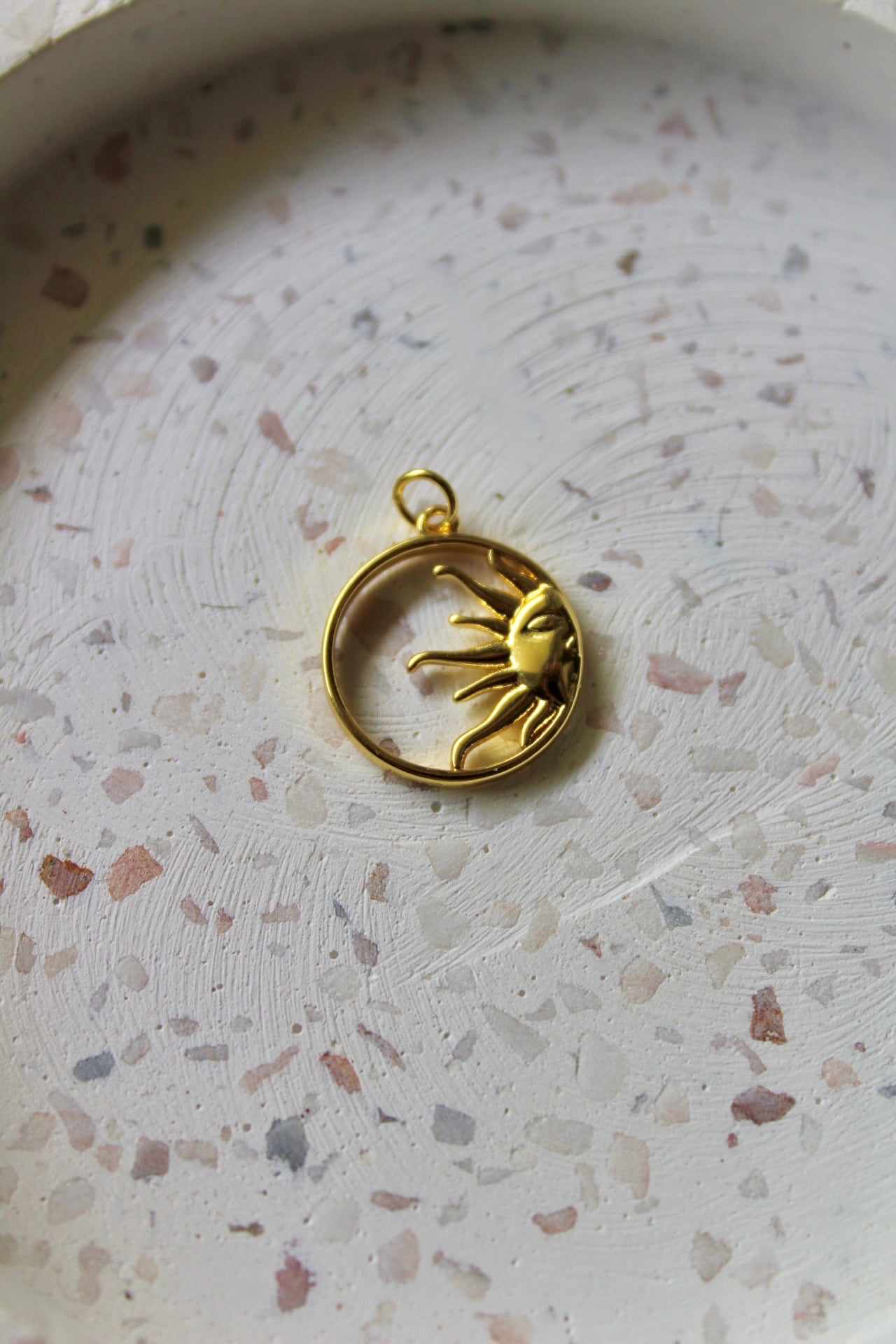 CHARMS DORÉ
